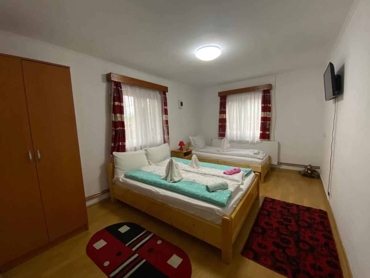 Hotel Dobra Haz Covasna Exterior foto