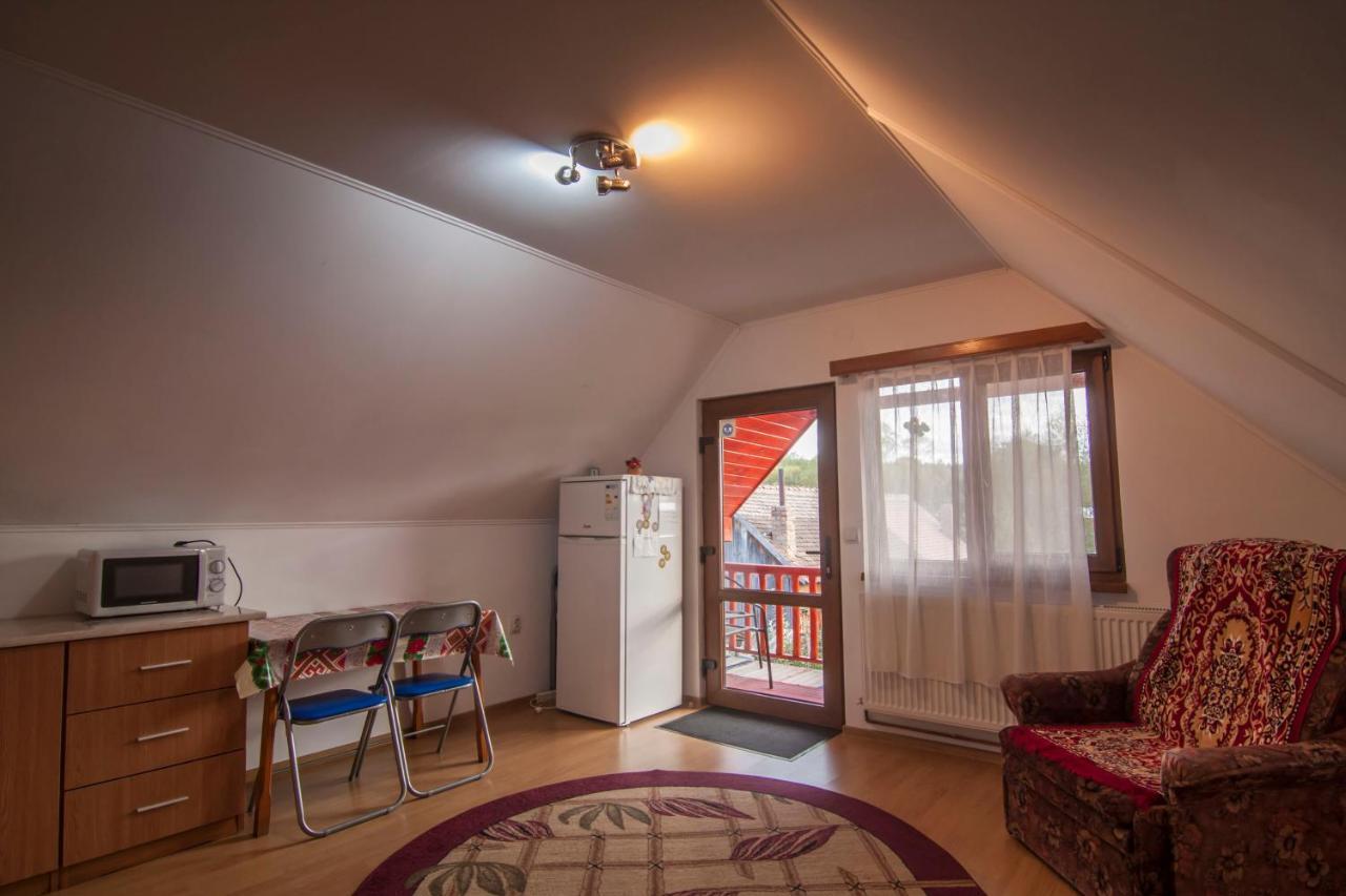 Hotel Dobra Haz Covasna Exterior foto